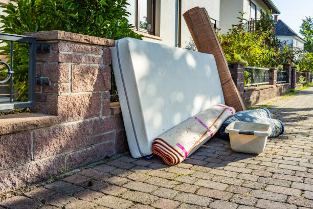Best Estate Cleanout  in Palm River Clair Mel, FL